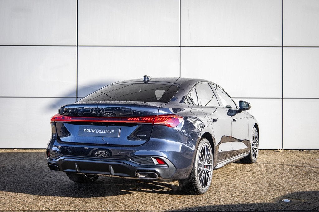 Audi A5 Limousine 2.0 e-hybrid 299pk quattro S Edition | Tec, Auto's, Audi, Automaat, 12 maanden, 4 cilinders, 26 kWh