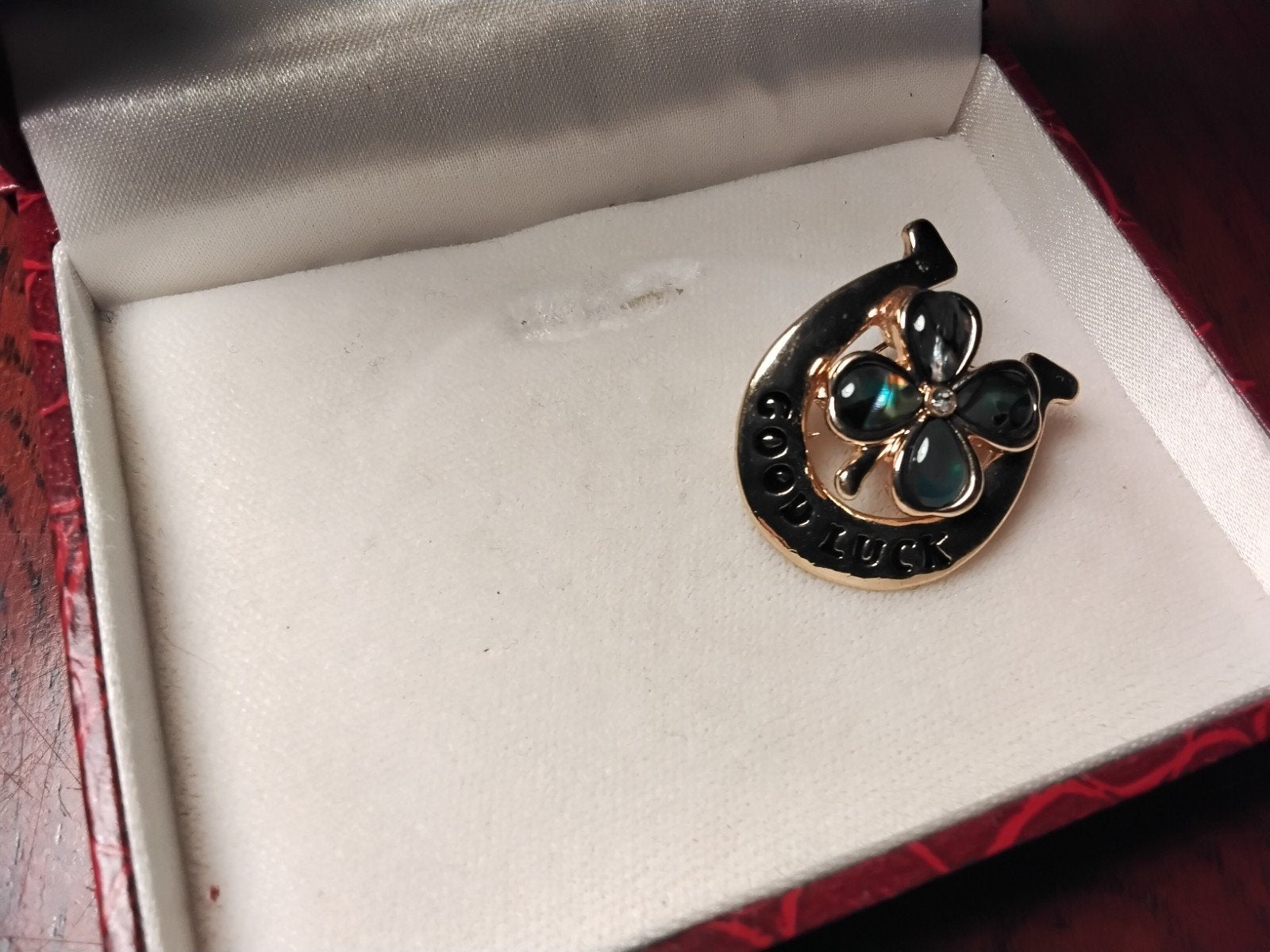 Mooi hoefijzer broche, Ophalen of Verzenden, Zo goed als nieuw, Goud, Overige materialen