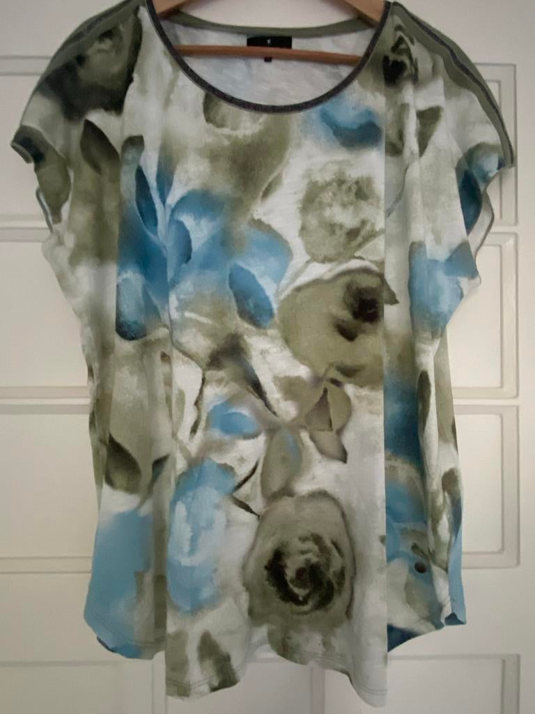 Monari shirt maat 44 met bloemenprint, Blauw, Maat 42/44 (L), Ophalen of Verzenden, Zo goed als nieuw