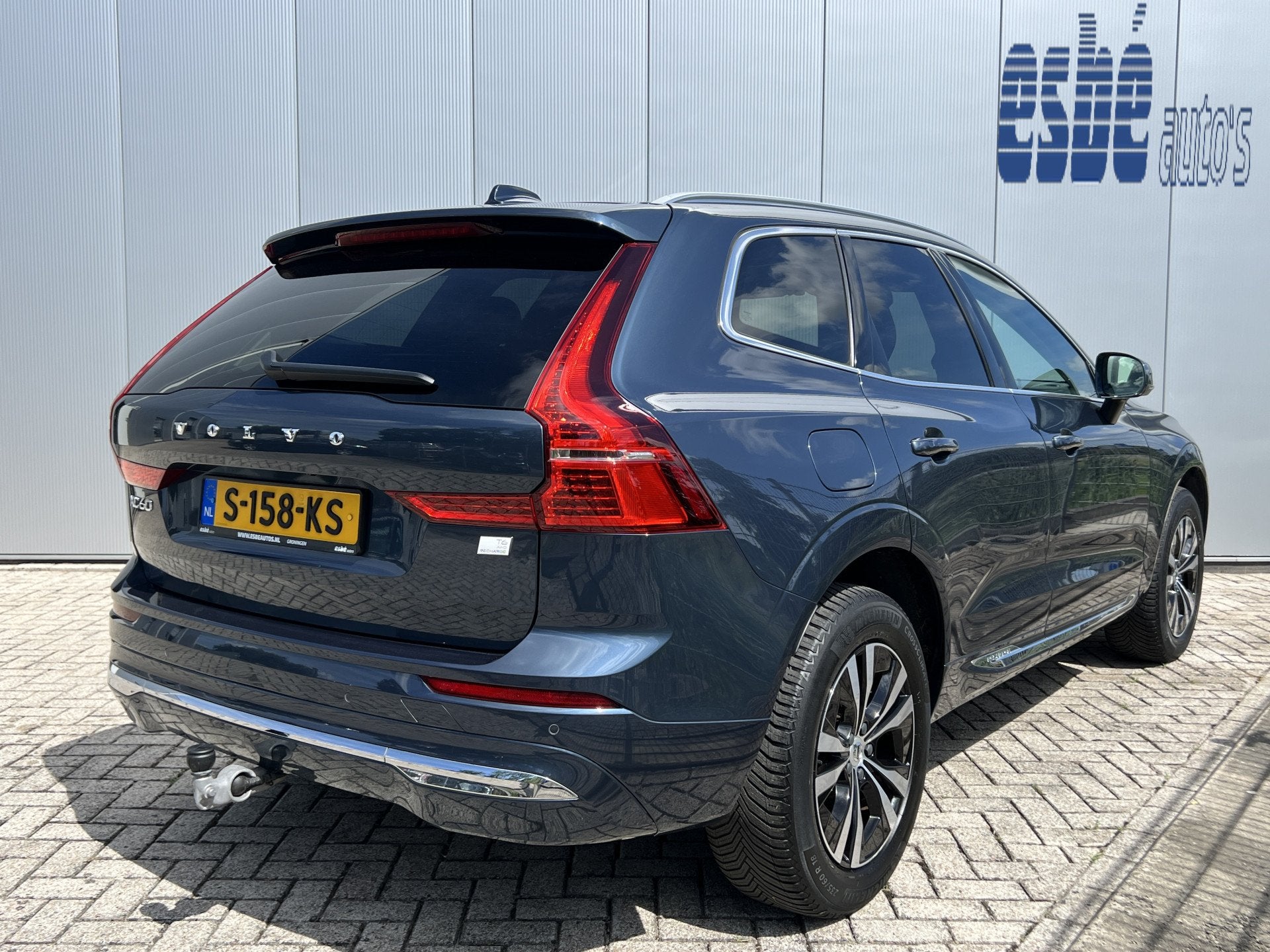 Volvo XC60 2.0 T6 350 pk Plug-in hybrid AWD Bright Long Rang, Auto's, Automaat, Gebruikt, 4 cilinders, Bedrijf