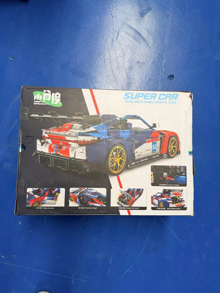 Bouwpakket Super Car BMW M4 Sportwagen 1:8 - Nieuw in doos, Overige merken, Auto, Groter dan 1:32, Nieuw