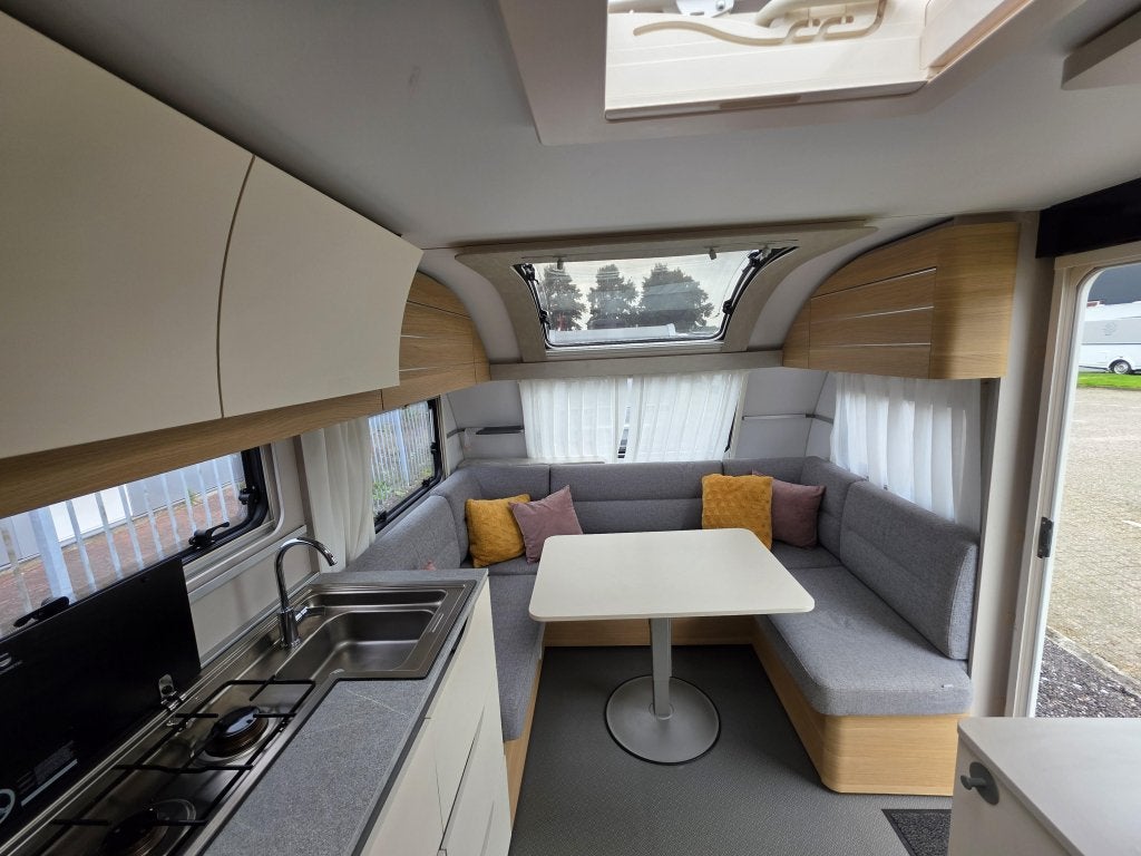 Adria Adora 613 UT, Caravans en Kamperen, Rondzit, Bedrijf, Reservewiel, Adria