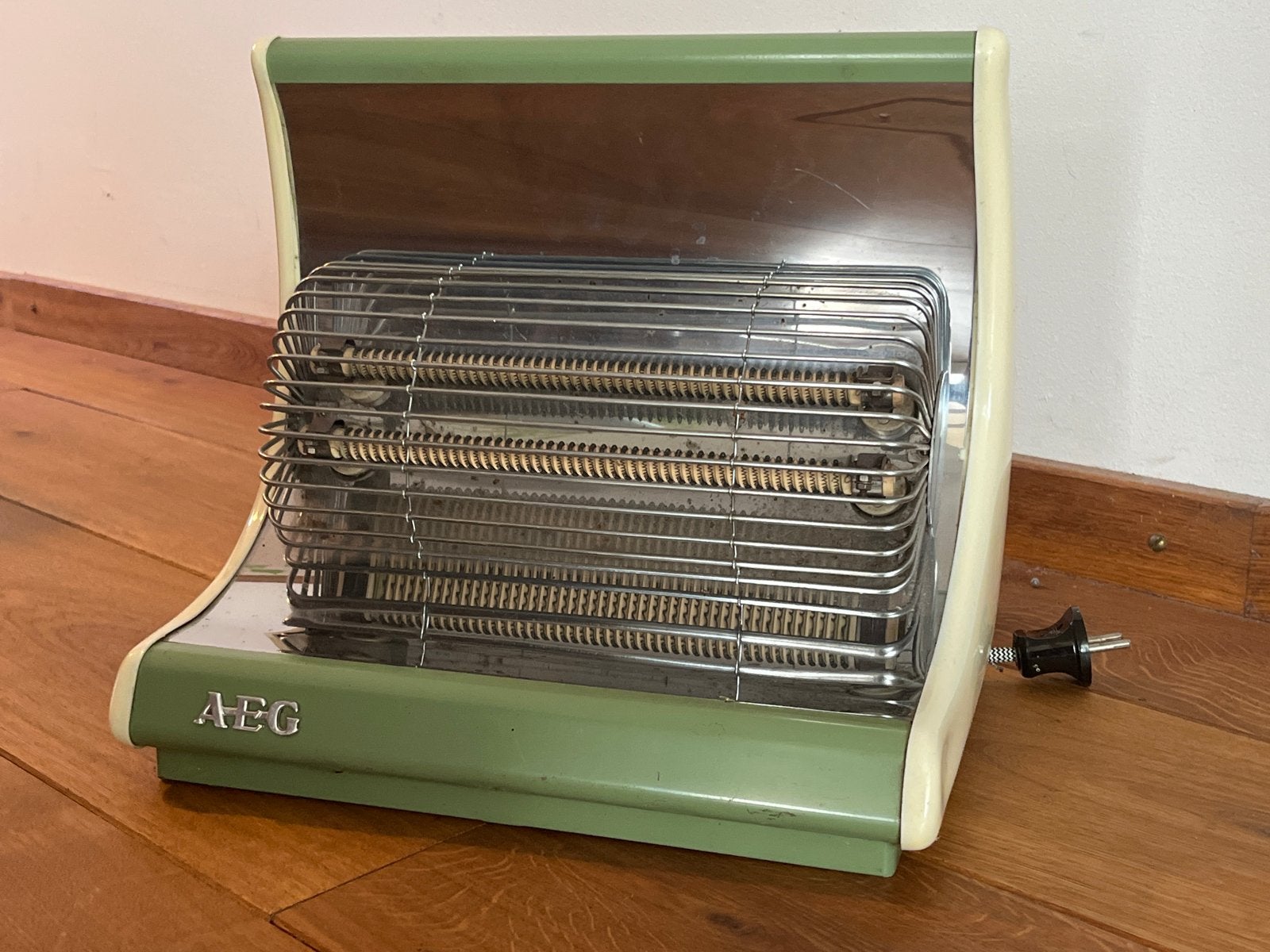 Vintage AEG Infratherm elektrische kachel - Groen, Gebruikt, Minder dan 30 cm, Kachel, Minder dan 60 cm