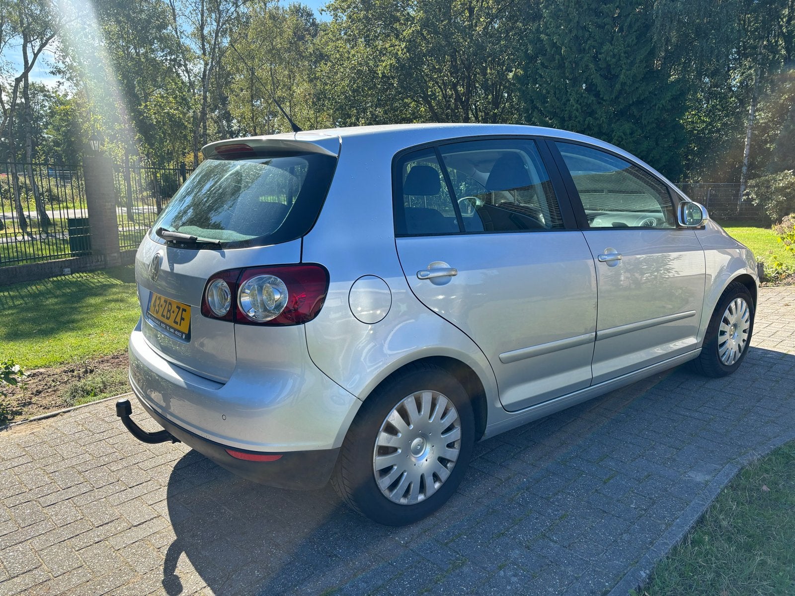 Foto 5 van Volkswagen Golf Plus 1.4 TSI 90KW 2008 Grijs