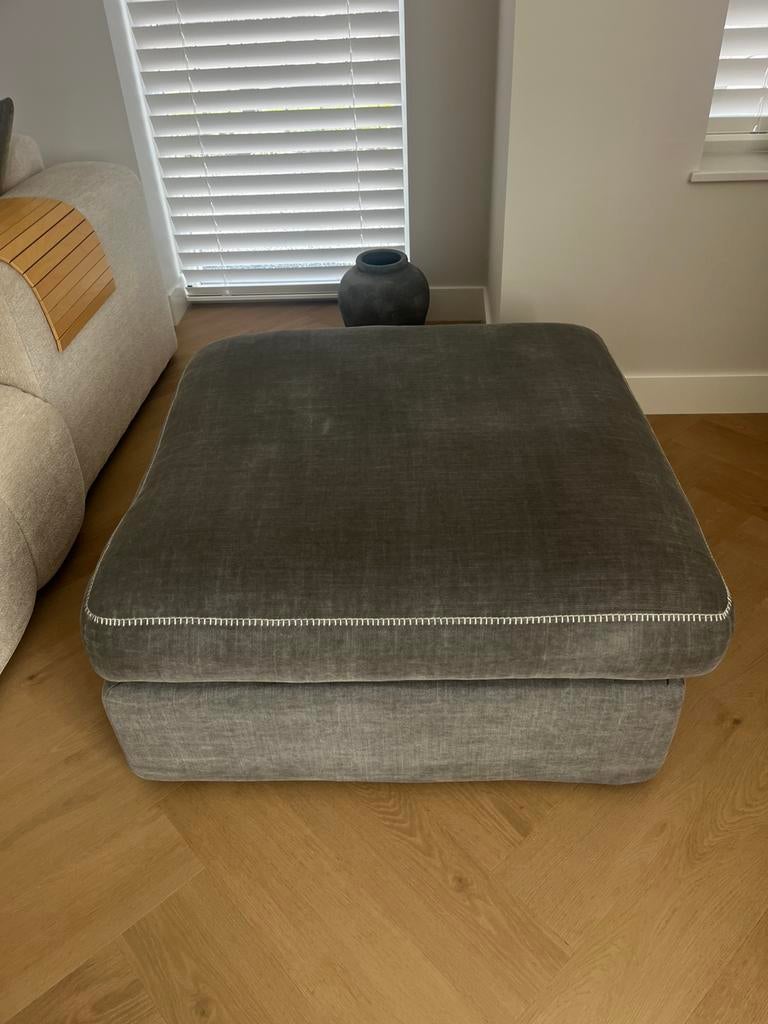 Hocker / XL poef Basic Label incl 2 chill kussens, Ophalen, Zo goed als nieuw, 75 tot 100 cm, Stof