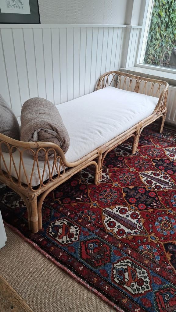 Ibiza rotan vintage kinderbed,daybed bankje antroposofisch, Ophalen