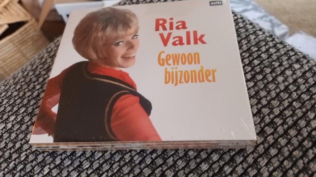 Ria Valk - Gewoon Bijzonder (Nieuw Geseald), Cd's en Dvd's, Ophalen of Verzenden, Nieuw in verpakking, Levenslied of Smartlap