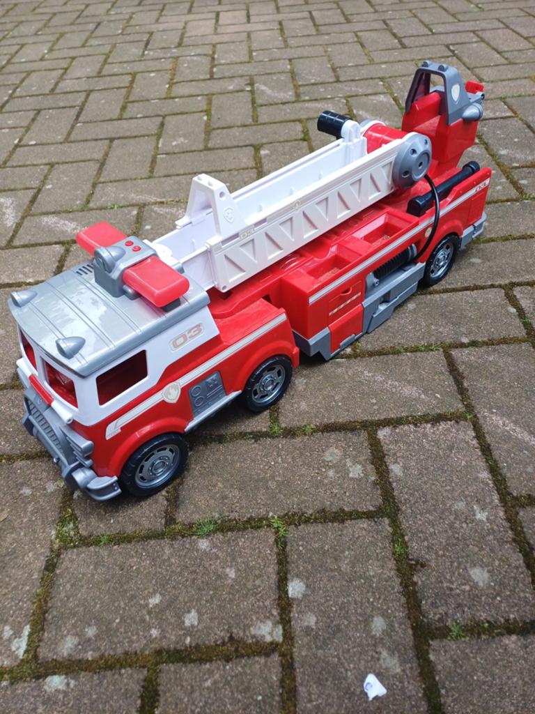 Paw Patrol Ultimate Rescue Brandweerwagen, Kinderen en Baby's, Speelgoed | Speelgoedvoertuigen, Ophalen of Verzenden, Gebruikt