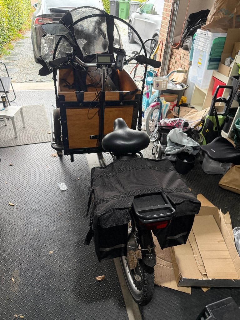 Cangoo Tour Bakfiets Elektrische 366KM (barely used), 4 kinderen of meer, Huif, Zo goed als nieuw, Ophalen