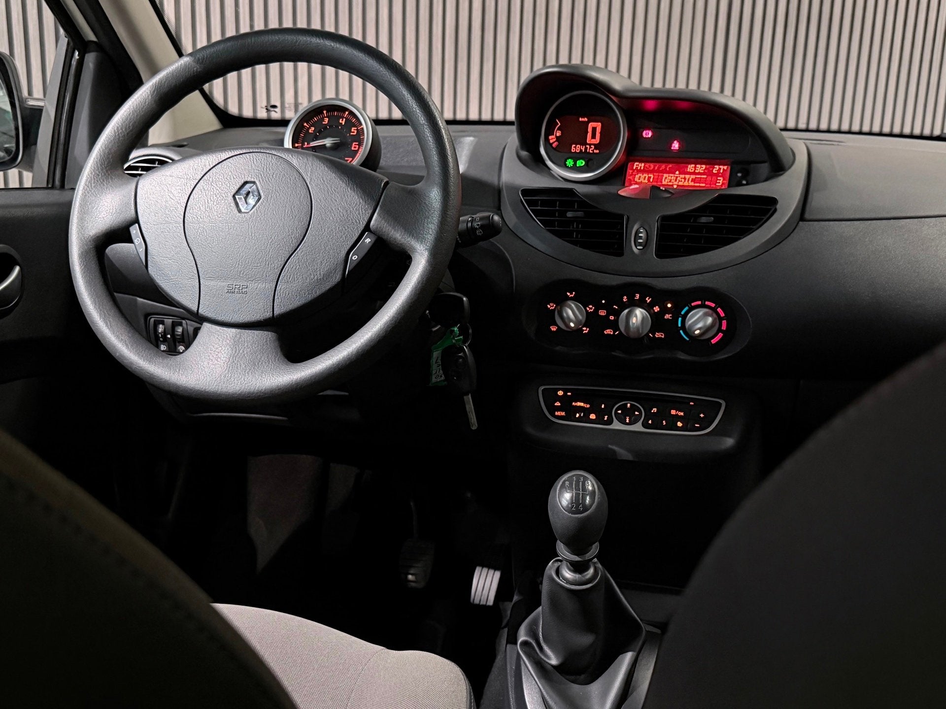 Renault Twingo 1.2-16V Collection | Airco | Elek.r | Nap | G, Auto's, Gebruikt, 4 cilinders, Met garantie (alle), 4 stoelen