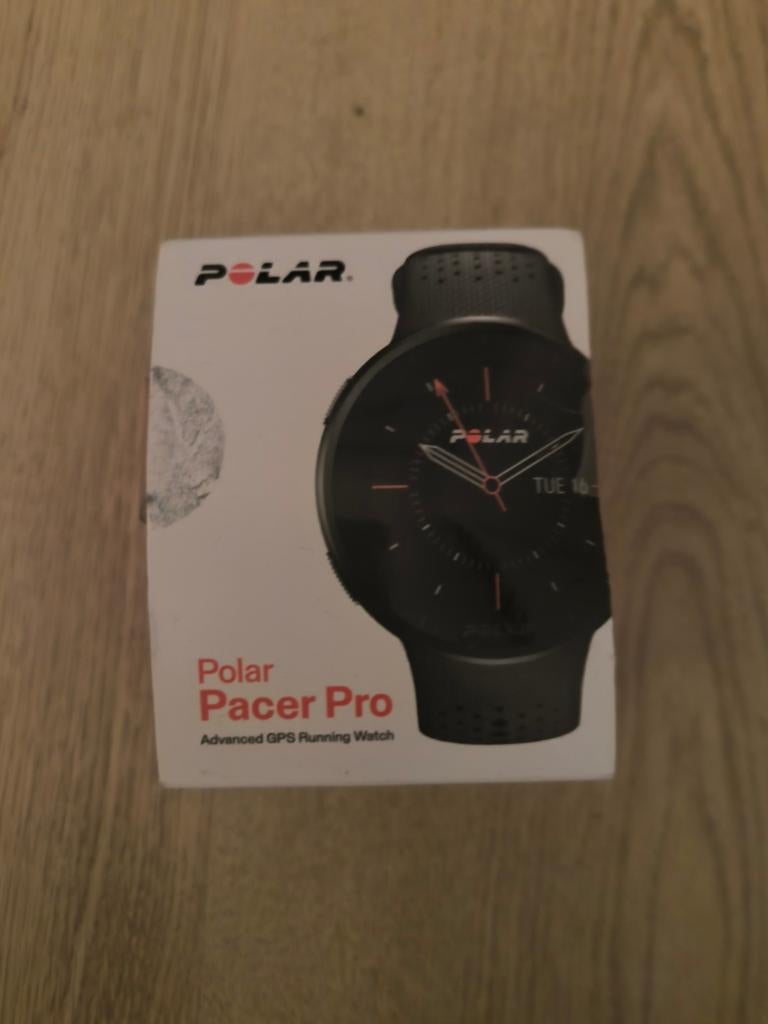 Polar Pacer Pro - Geavanceerd GPS Hardloophorloge, Zwart, Nieuw, Ophalen of Verzenden, Waterdicht