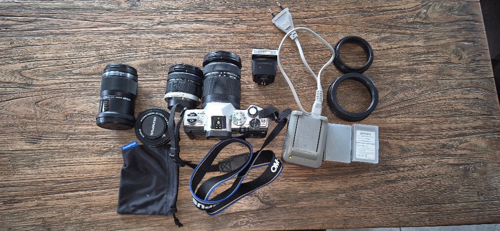 Olympus OM-D E-M5 III, Ophalen, Zo goed als nieuw, Olympus, Systeemcamera