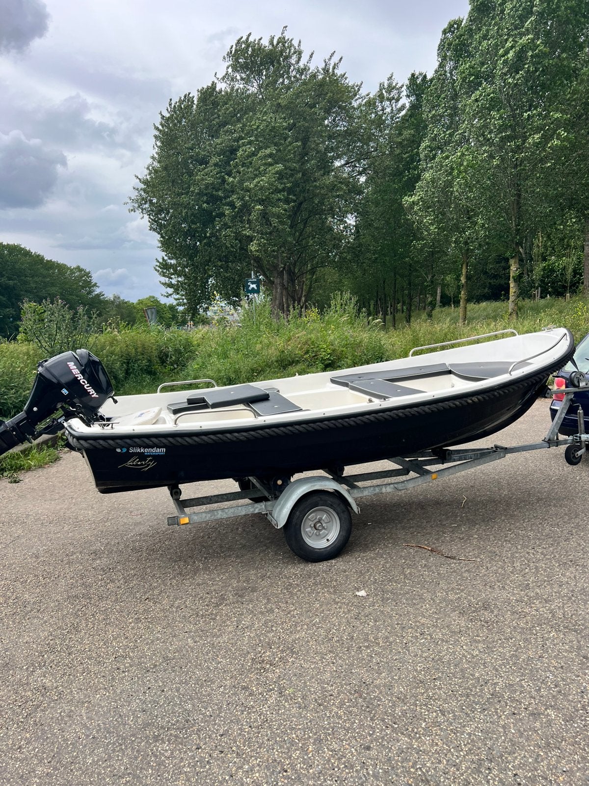 Liberty 420 met 9.9 pk mercury 4 takt en trailer, Watersport en Boten, Ophalen, Tot 1.00 meter, Zo goed als nieuw, Overig typen