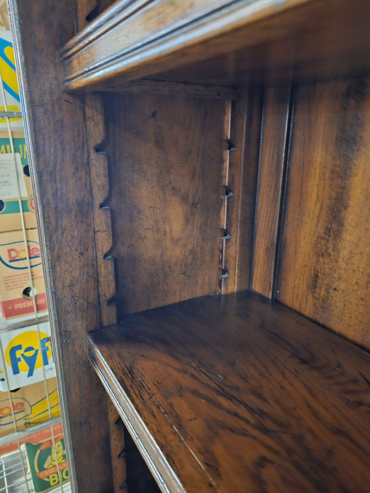 Massief Eiken Boekenkast met Verstelbare Schappen, Met plank(en), Gebruikt, 100 tot 150 cm, Klassiek