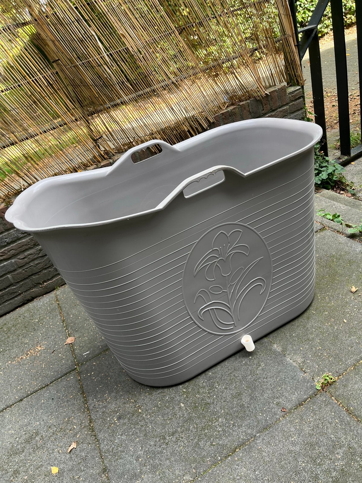Zitbad / ijsbad voor volwassen met afvoer - nieuw 90 eu, Tuin en Terras, Ophalen, Zo goed als nieuw, Vast