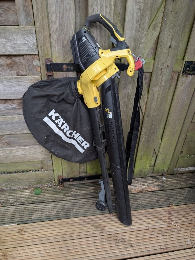 Kärcher BLV 18-200 Accu Bladblazer met Zuigfunctie, Ophalen, Kärcher, Zo goed als nieuw, Accu