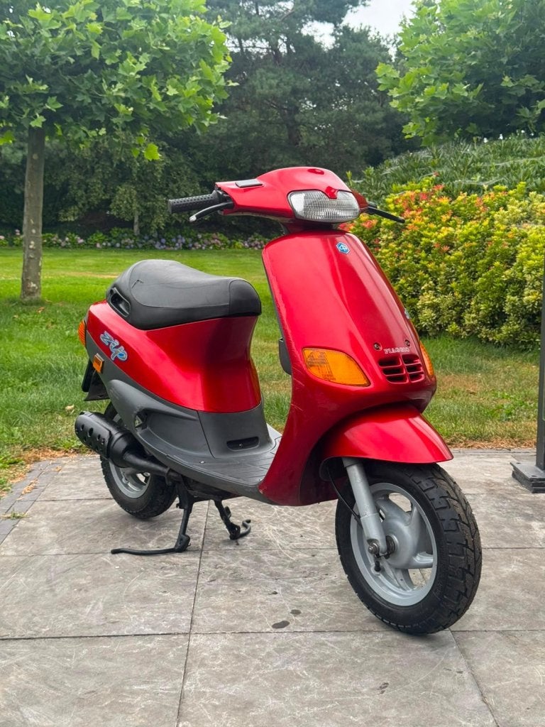 ⭐️Piaggio zip type 2 takt 50cc snor Rood Nette staat⭐️, Fietsen en Brommers, Niet ingevuld, Niet ingevuld, Niet ingevuld