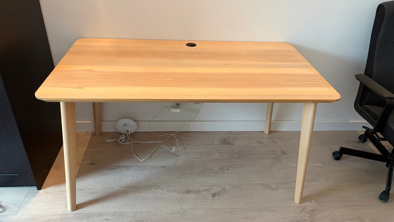 IKEA tafel gebruikt als bureau - 140x78x74 cm, Huis en Inrichting, Bureaus, Ophalen, Gebruikt, Hout, IKEA