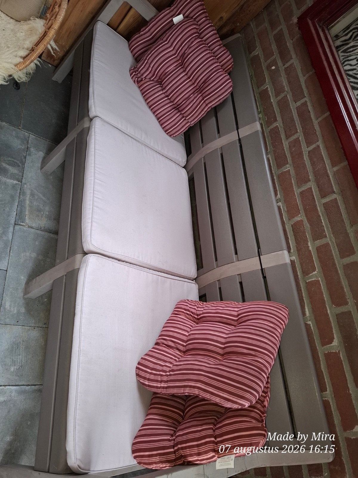 Set van 2 kunststof tuinstoelen en bankje met kussens, Ophalen of Verzenden, Gebruikt, Kunststof