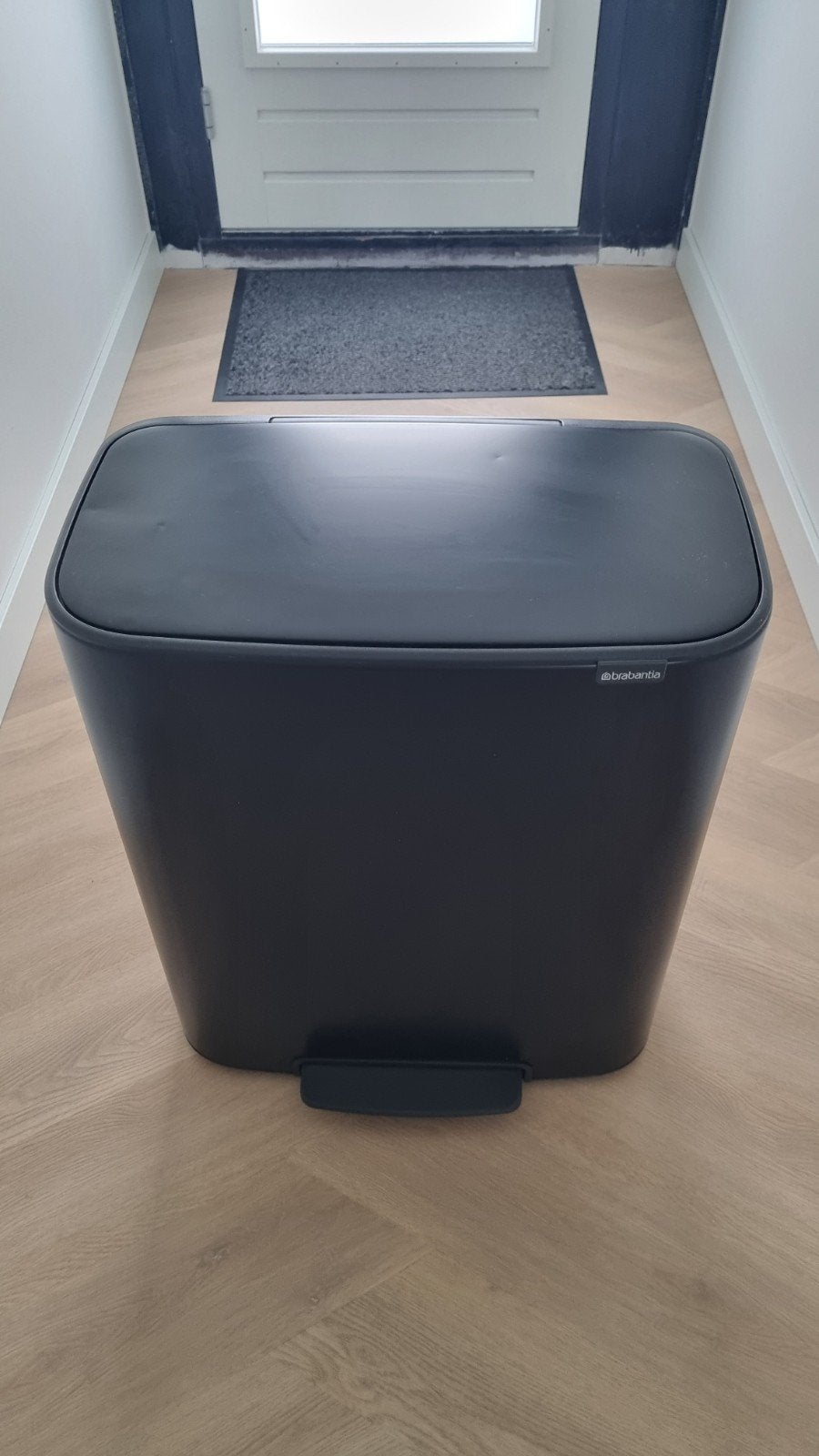 Brabantia Bo Touch Bin Prullenbak - 2x 30L - Mat Zwart, Ophalen, Gebruikt, Met pedaal, 40 liter of meer