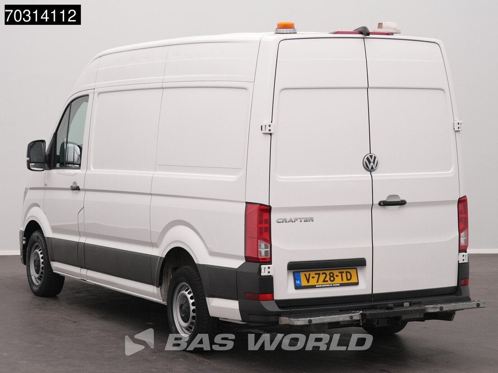 Volkswagen Crafter 140pk L3H3 Airco Cruise Camera Parkeersen, Stof, Gebruikt, Euro 6, 4 cilinders