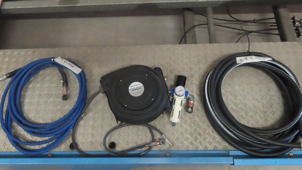 Waterafscheider en 3 luchtdrukleidingen (één met haspel), Mobiel, Gebruikt, Ophalen of Verzenden, Minder dan 200 liter/min