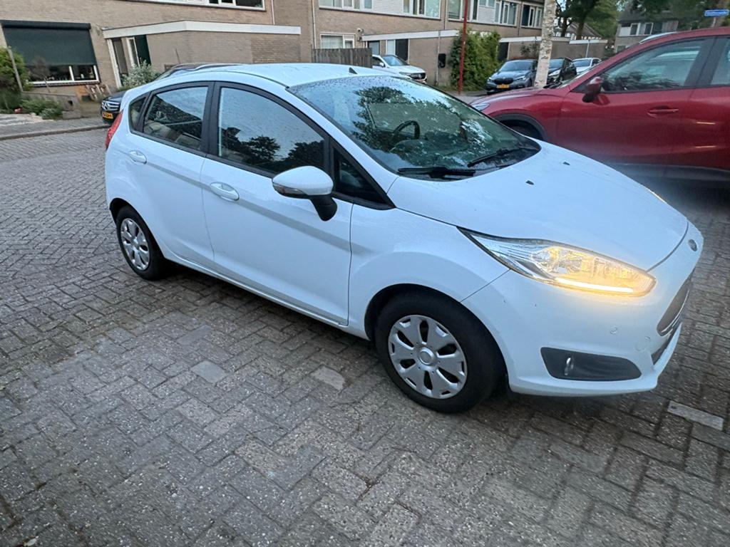 Ford Fiësta 1.5 Tdci 70KW 5DR 2017 Wit, Voorwielaandrijving, Stof, 1036 kg, 96 €/maand