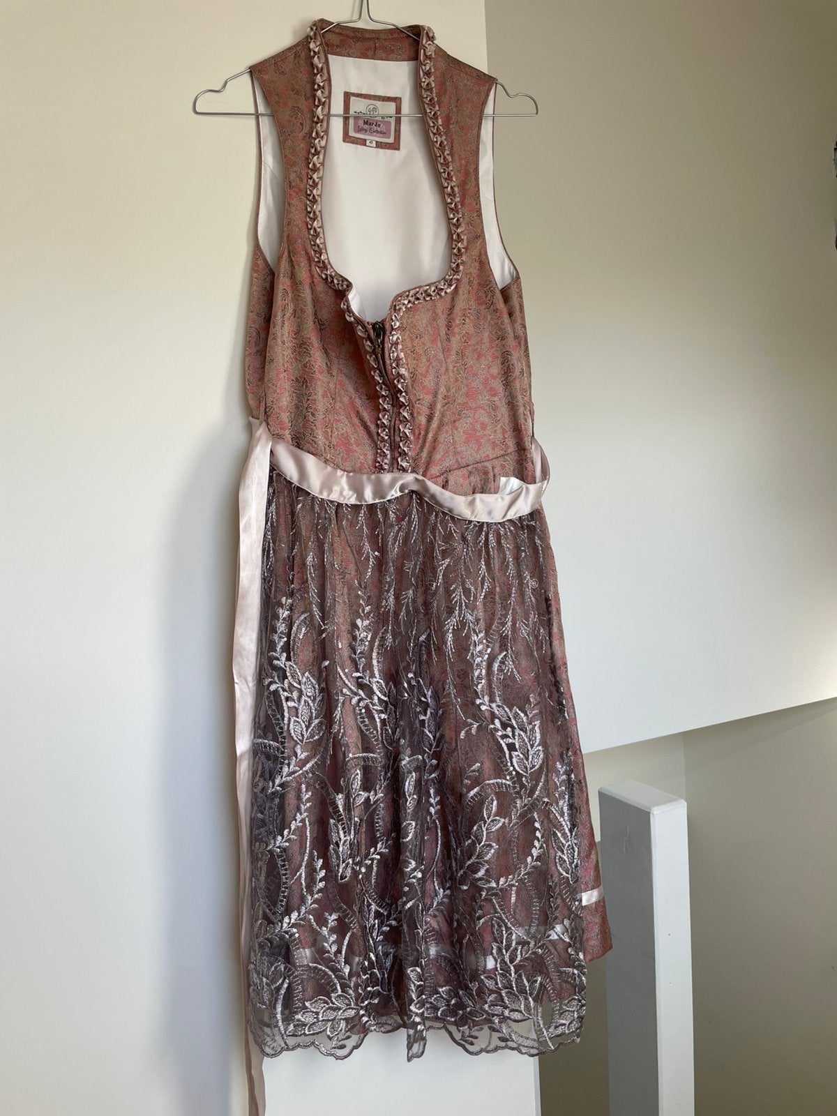 Dirndl, Kleding | Dames, Maat 42/44 (L), Ophalen of Verzenden, Kleding, Overige thema's
