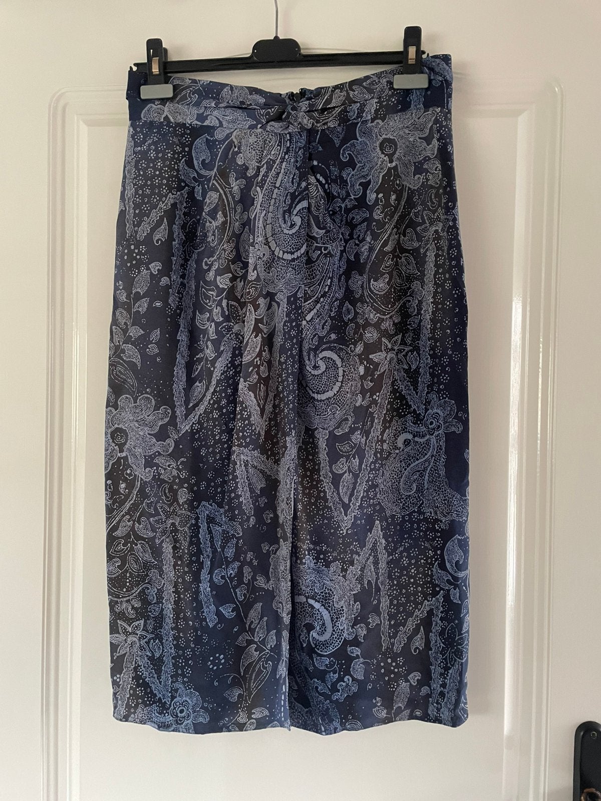 MaxMara zijde rok 38, Kleding | Dames, Rokken, Ophalen of Verzenden, Zo goed als nieuw, Maat 38/40 (M)