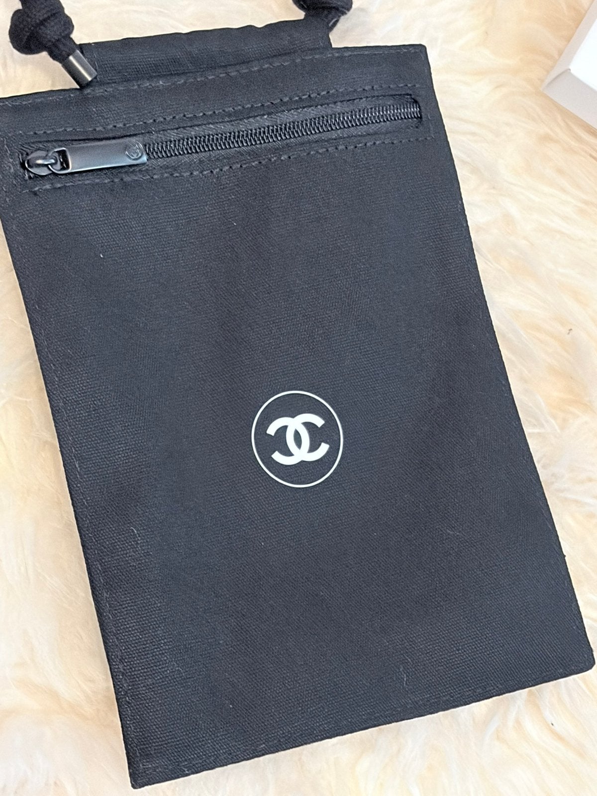 Chanel tasje/telefoon/paspoorthouder nieuw! Inc.verzenden, Verzenden, Nieuw, Zwart, Overige typen