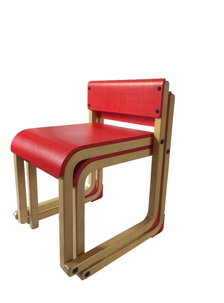 Schitterende vintage Pikku Kari Fins design kinderstoel, Kinderen en Baby's, Kinderkamer | Tafels en Stoelen, Ophalen of Verzenden