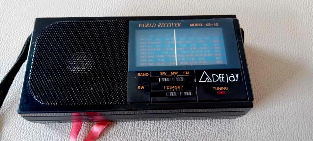 DEE JAY Wereldontvanger Model KS-40. Zeer zeldzaam., Ophalen of Verzenden, Gebruikt, Wereldontvanger