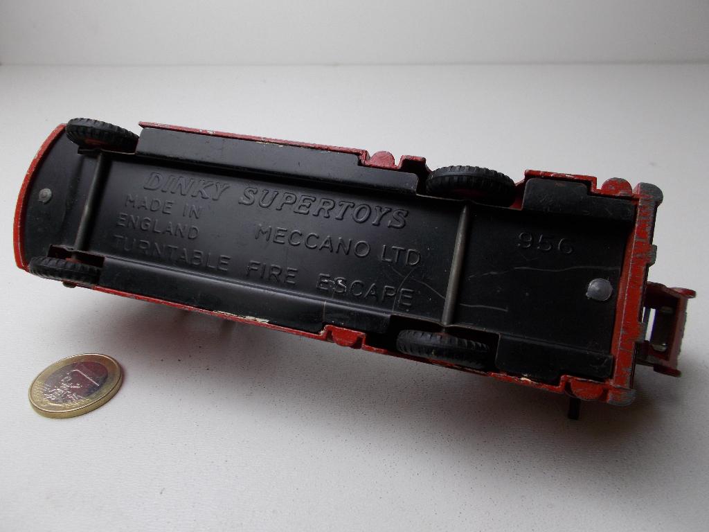 1959 Dinky Supertoys 956 TURNTABLE FIRE ESCAPE I.g.st. (-B-), Hobby en Vrije tijd, Modelauto's | 1:43, Ophalen of Verzenden, Zo goed als nieuw