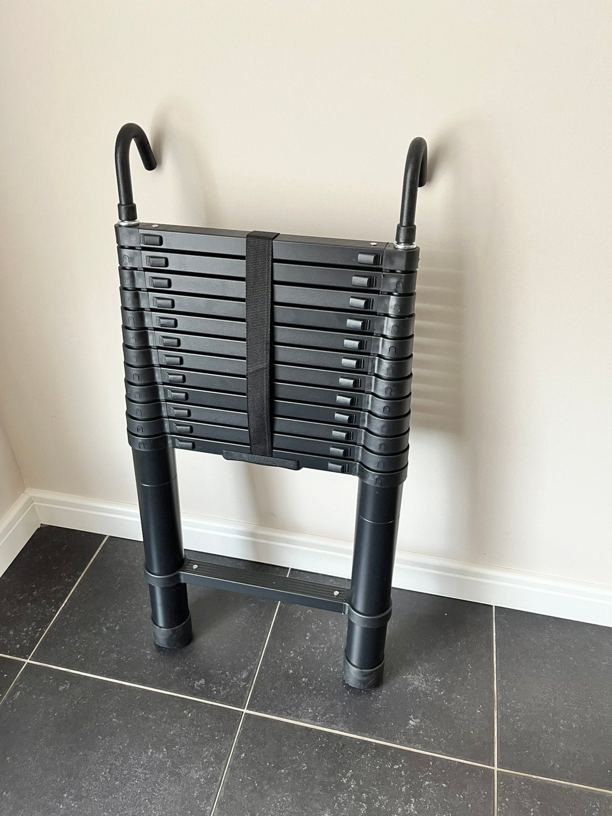 Nieuwe telescoopladder 3,8 m, Doe-het-zelf en Verbouw, Ladders en Trappen, Ophalen, Nieuw, 2 tot 4 meter