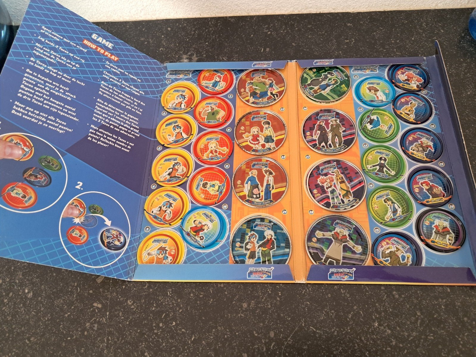 megaman warrior verzamelalbum met flippo"s, Verzamelen, Verzenden