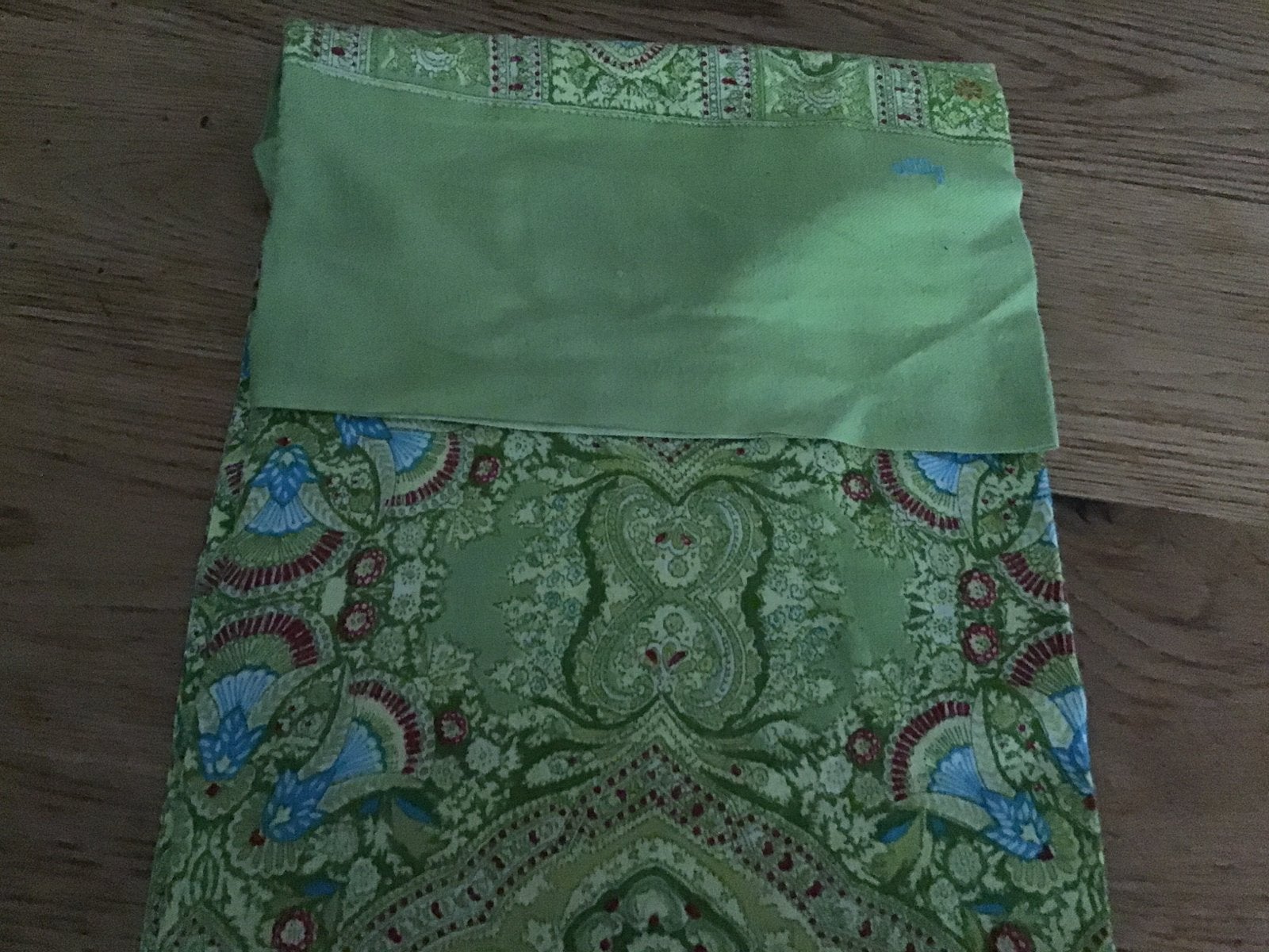 Oilily Sjaal Groen met Paisley Patroon, Verzenden, Gedragen, Sjaal