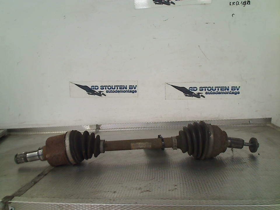 Aandrijfas Links Voor Volvo V50 (MW) (2004-04/2010-12), Gebruikt, Siegburger Straße 229, Köln 50679, , Duitsland, Info@volvocars.com