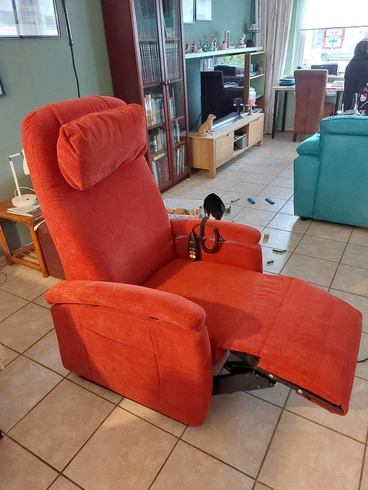 Zo goed als nieuw Sta Op stoel, Ophalen, Zo goed als nieuw, Rood, Eén