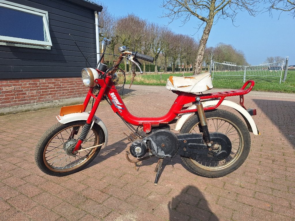 Suzuki TVS oldtimer brommer voor onderdelen of opmaak, Fietsen en Brommers, Brommeronderdelen | Oldtimers, Ophalen, Gebruikt, Overige typen