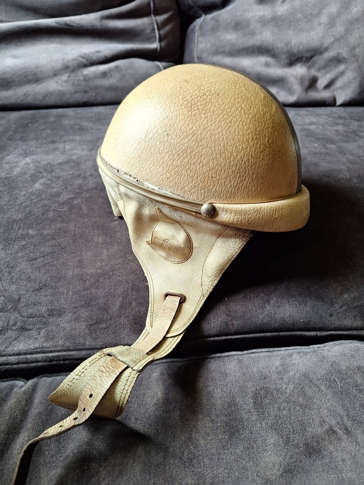 vintage helm, Ophalen