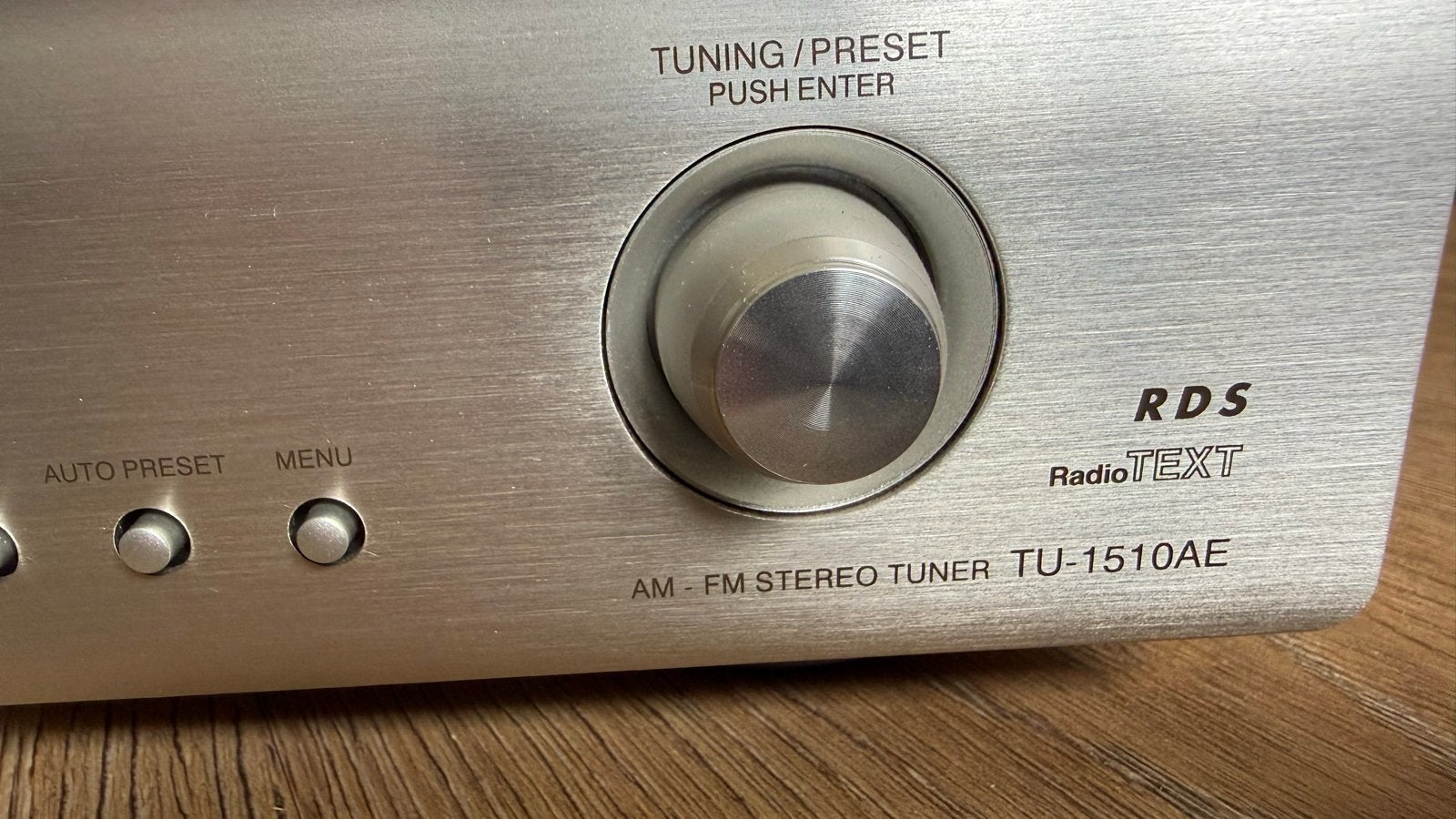 Denon TU-1510AE AM/FM Stereo Tuner - Zilver, Ophalen, Zo goed als nieuw, Analoog