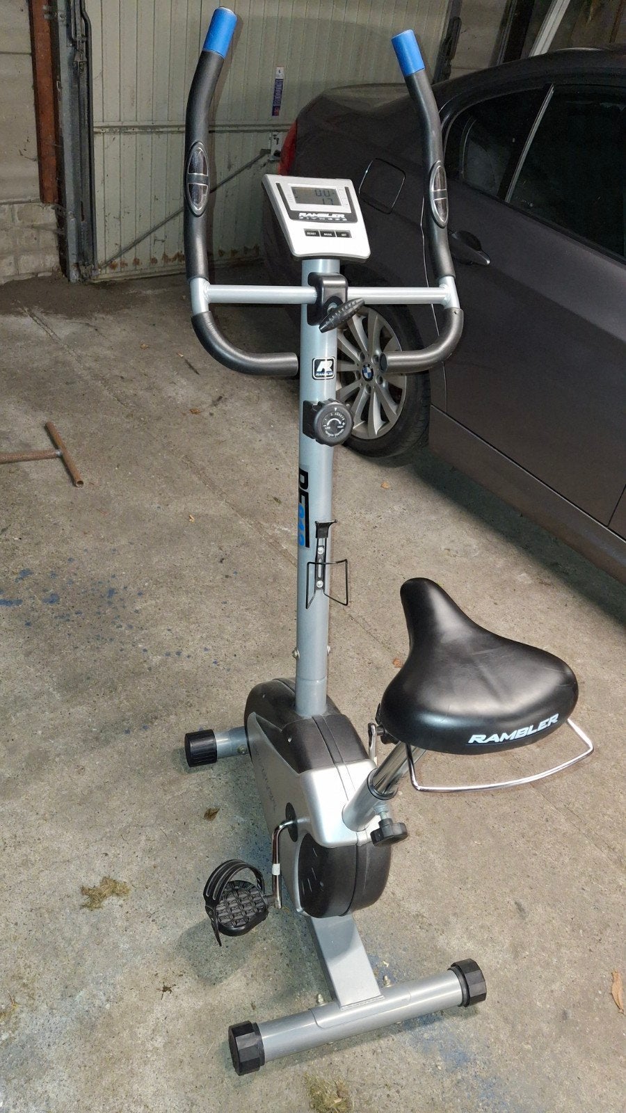 hometrainer., Sport en Fitness, Ophalen, Zo goed als nieuw, Hometrainer