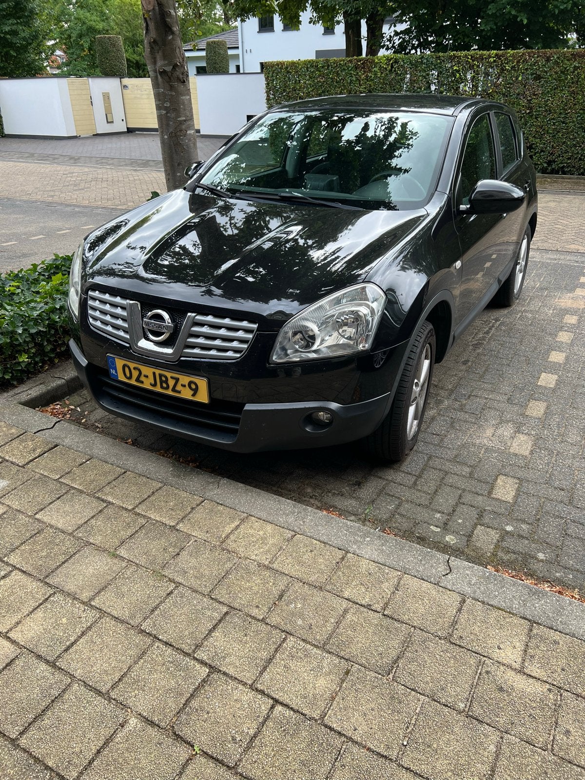 Nissan Qashqai 2.0 2WD 2009 Zwart, Voorwielaandrijving, 4 cilinders, Zwart, 75 €/maand