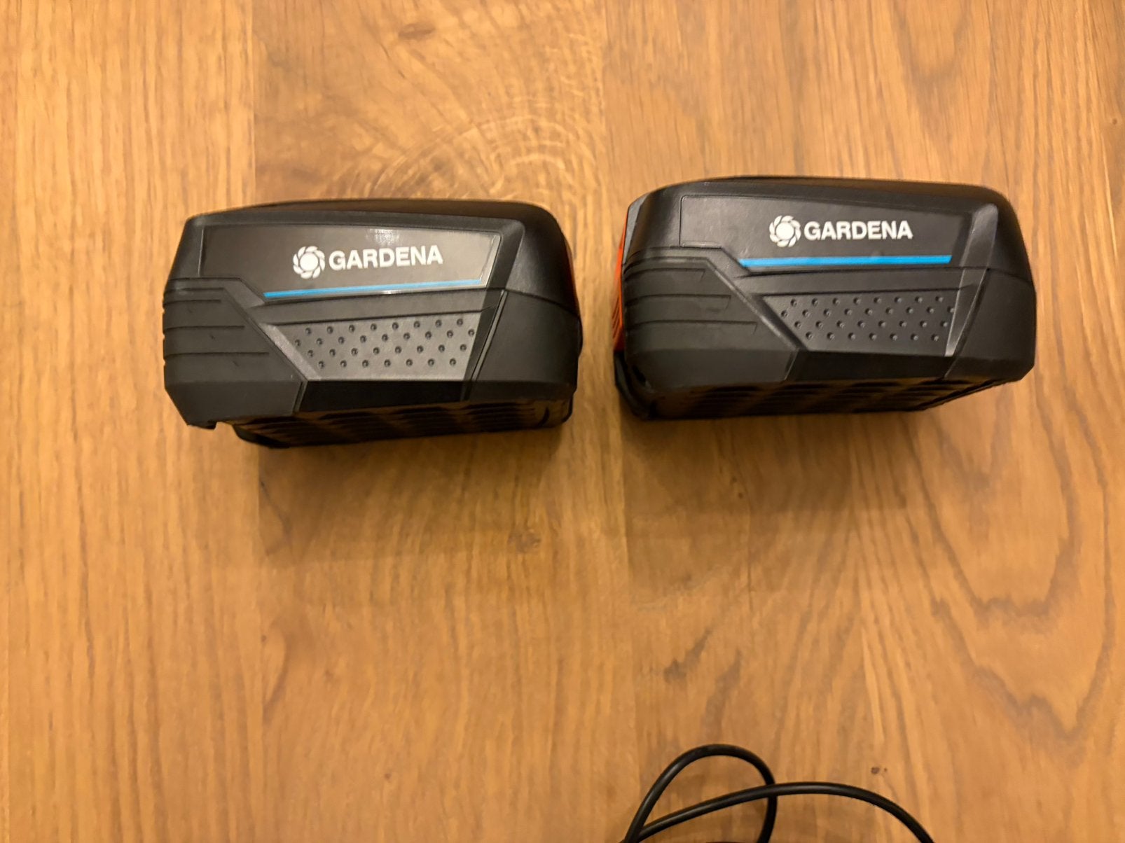2 originele Gardena 18V accu’s 4.0 Ah, Zo goed als nieuw
