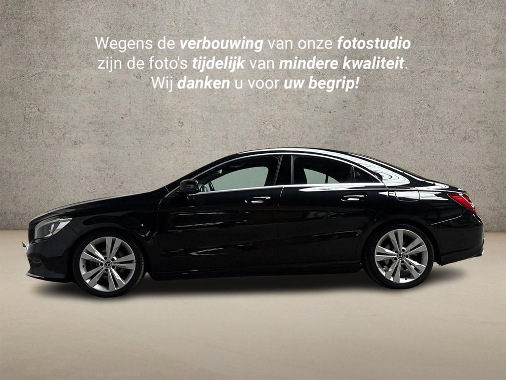 Mercedes-Benz CLA-Klasse 180 Sport Automaat (GROOT NAVI, ZWA, Auto's, Mercedes-Benz, Gebruikt, 4 cilinders, Leder en Stof, 1595 cc