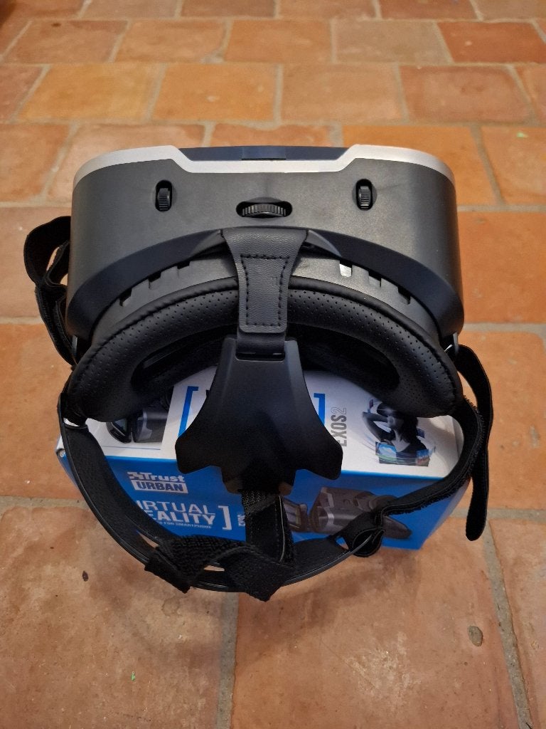 Trust Urban Exos VR-bril – zo goed als nieuw in doos, Ophalen of Verzenden, Zo goed als nieuw, VR-bril, Telefoon