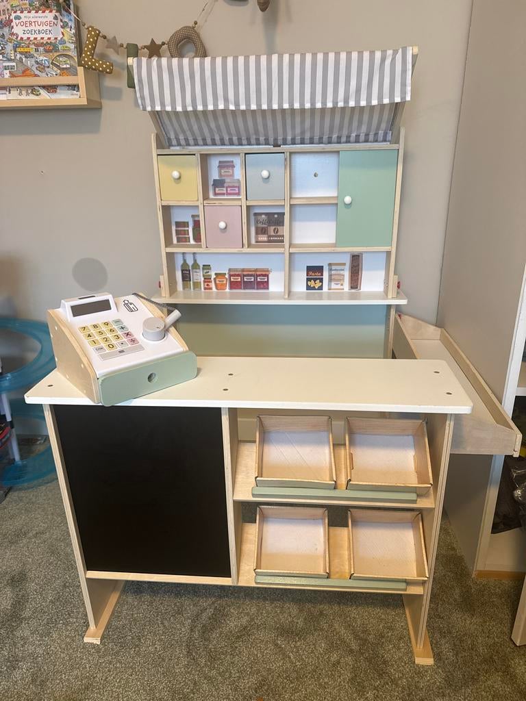 Houten Speelgoed Winkel met Kassa, Ophalen, Zo goed als nieuw, Jongen of Meisje