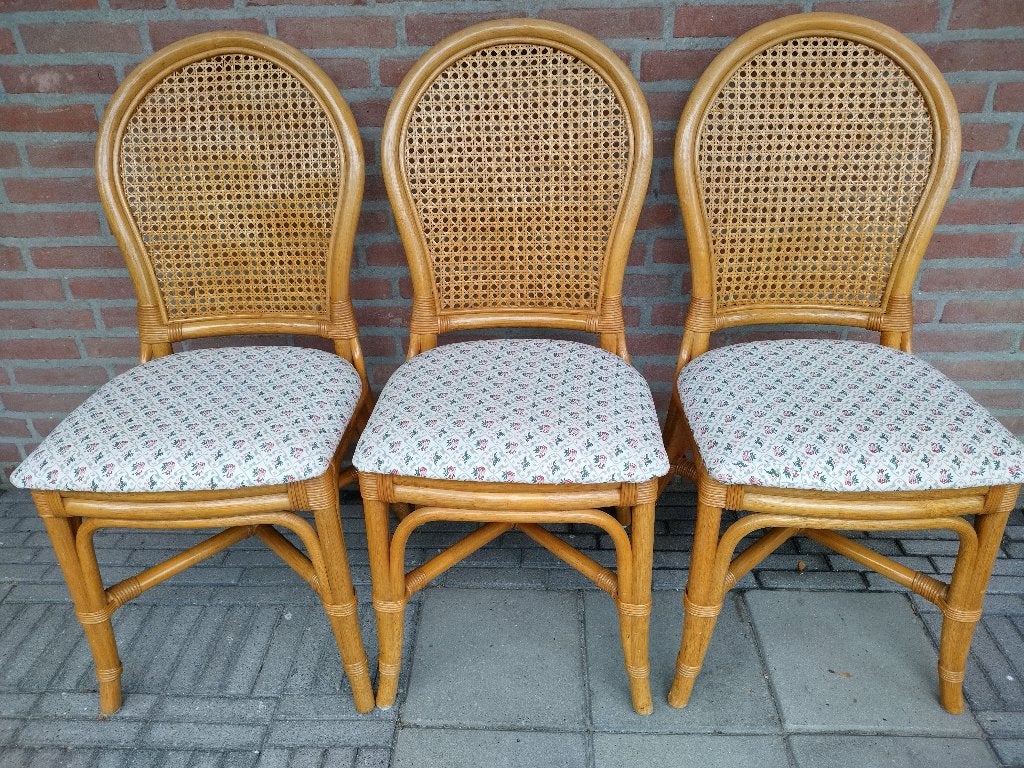 3  stoelen - Riet rotan manou, Huis en Inrichting, Ophalen, Gebruikt, Overige kleuren, Drie