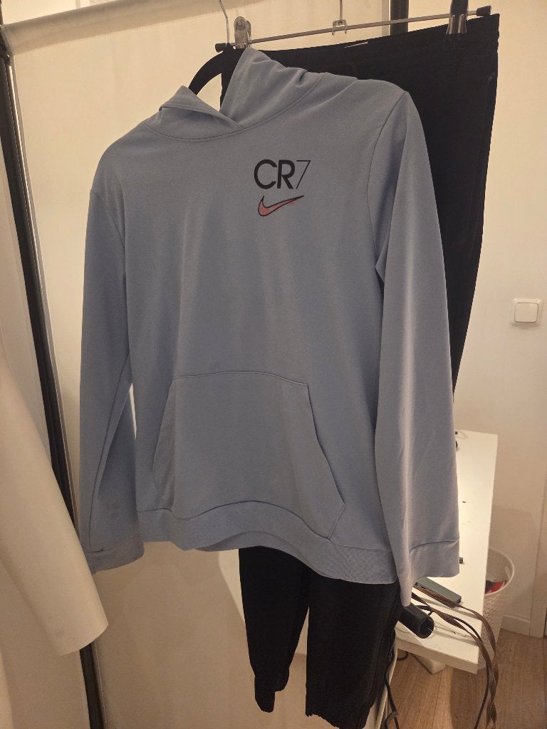 Nike CR7 Trainingspak Maat 147-158, Kinderen en Baby's, Kinderkleding | Maat 152, Ophalen of Verzenden, Zo goed als nieuw, Setje