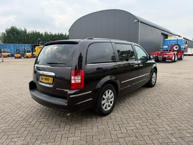 Chrysler Grand Voyager 3.8 V6 Limited Edition/StowGo/7-Perso, 450 kg, Gebruikt, Zwart, Overige kleuren